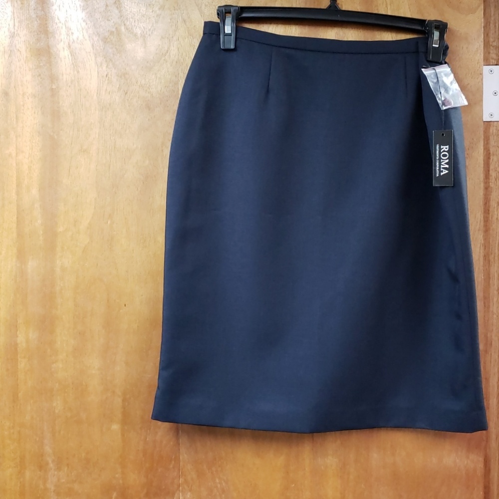 Roma  Corporate outfit  skirt